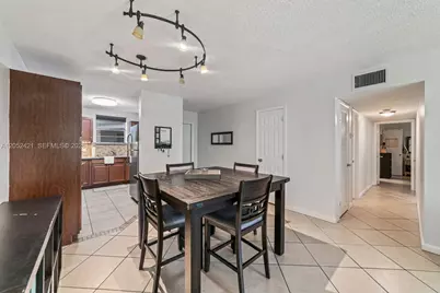 1400 Tallwood Ave #107, Hollywood, FL 33021 - Photo 9