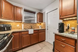 1400 Tallwood Ave, Hollywood, FL 33021 - Photo 7