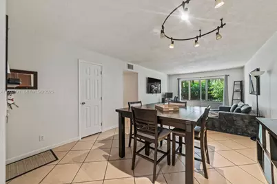 1400 Tallwood Ave #107, Hollywood, FL 33021 - Photo 5