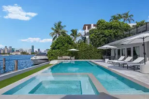 1300 S Venetian Way, Miami, FL 33139 - Photo 9