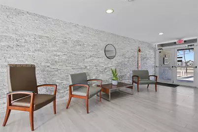 211 S Ocean Dr #205, Hollywood, FL 33019 - Photo 3
