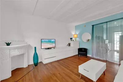 439 15th St #2, Miami Beach, FL 33139 - Photo 1