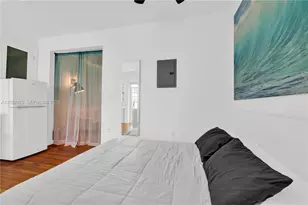 439 15th St, Miami Beach, FL 33139 - Photo 11