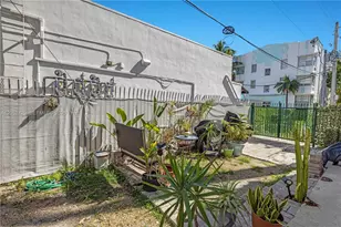 439 15th St, Miami Beach, FL 33139 - Photo 15