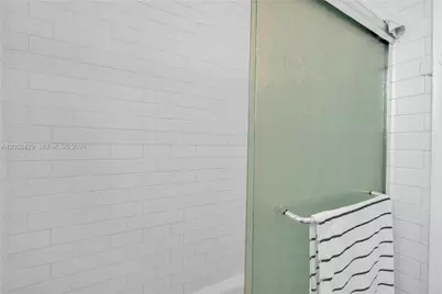 439 15th St #2, Miami Beach, FL 33139 - Photo 13