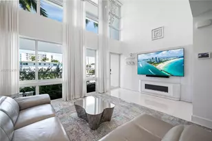 31 N Shore Dr, Miami Beach, FL 33141 - Photo 3