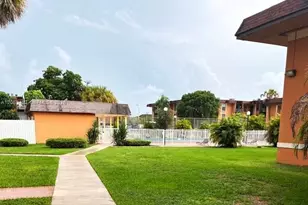 9477 SW 76th St, Miami, FL 33173 - Photo 15