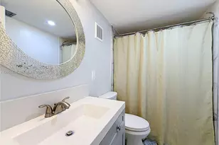 1110 W Fairway Rd, Pembroke Pines, FL 33026 - Photo 59
