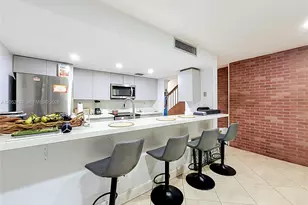 1110 W Fairway Rd, Pembroke Pines, FL 33026 - Photo 27