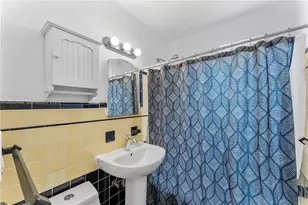 819 Meridian Ave, Miami Beach, FL 33139 - Photo 3