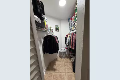 2760 W 63rd Pl #106-23, Hialeah, FL 33016 - Photo 23