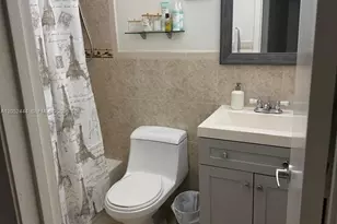 2760 W 63rd Pl, Hialeah, FL 33016 - Photo 21