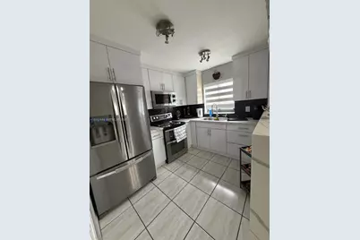 2760 W 63rd Pl #106-23, Hialeah, FL 33016 - Photo 5