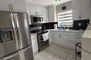2760 W 63rd Pl, Hialeah, FL 33016 - Photo 5