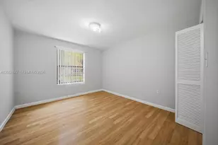 15560 SW 104th Terrace, Miami, FL 33196 - Photo 13