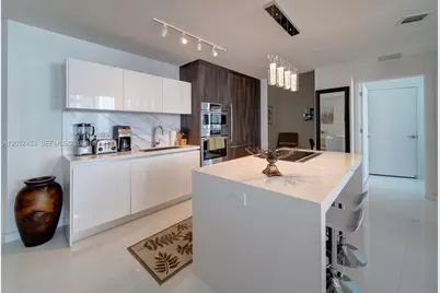 851 NE 1st Avenue #3003, Miami, FL 33132 - Photo 9