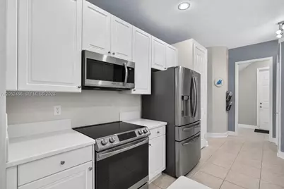 212 Catania Way, Royal Palm Beach, FL 33411 - Photo 13