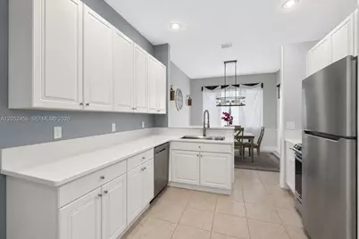 212 Catania Way, Royal Palm Beach, FL 33411 - Photo 11