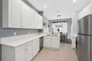 212 Catania Way, Royal Palm Beach, FL 33411 - Photo 11