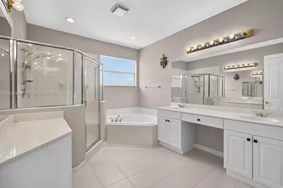 212 Catania Way, Royal Palm Beach, FL 33411 - Photo 27