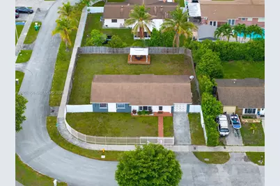 10761 SW 153rd St, Miami, FL 33157 - Photo 33