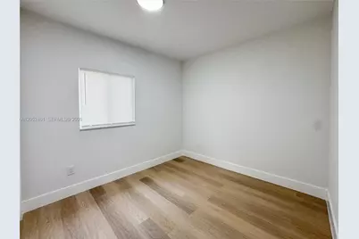 1558 NW 71st St, Miami, FL 33147 - Photo 11