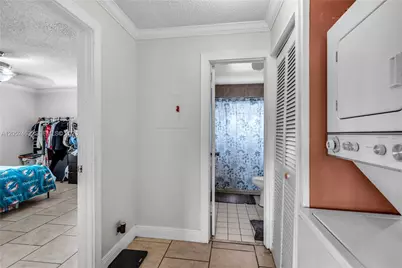 5829 Taylor St, Hollywood, FL 33021 - Photo 11