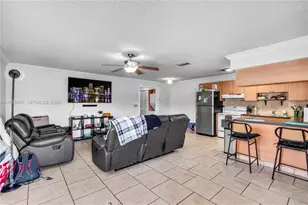 5829 Taylor St, Hollywood, FL 33021 - Photo 3