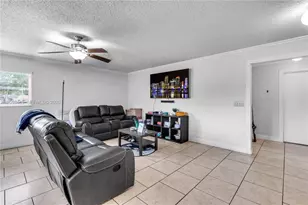 5829 Taylor St, Hollywood, FL 33021 - Photo 7
