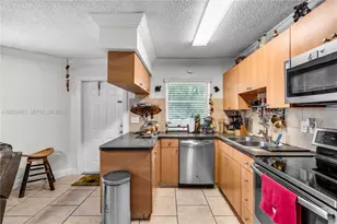 5829 Taylor St, Hollywood, FL 33021 - Photo 19