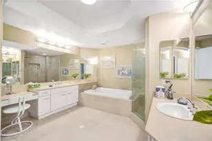 21150 Point Pl, Aventura, FL 33180 - Photo 27