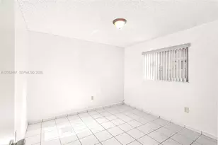 2228 W 74th St, Hialeah, FL 33016 - Photo 15