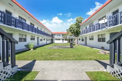 111 NW 152nd St #16, Miami, FL 33169 - Photo 1