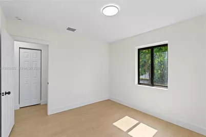 1001 SW 72nd Ct, Miami, FL 33144 - Photo 21