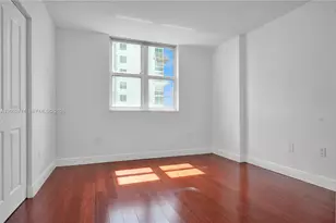 60 NW 37th Ave, Miami, FL 33125 - Photo 21