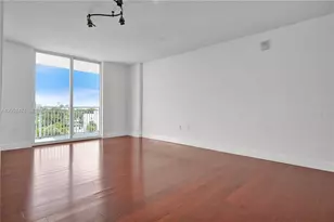 60 NW 37th Ave, Miami, FL 33125 - Photo 17