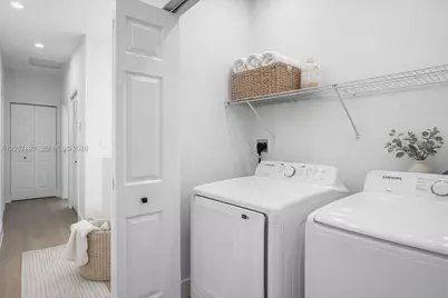 354 NE 35th Ave, Homestead, FL 33033 - Photo 13