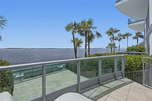 1331 Brickell Bay Dr, Miami, FL 33131 - Photo 25