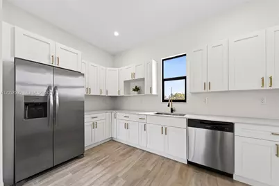 2622 22 Avenue SE #B, Naples, FL 34117 - Photo 5
