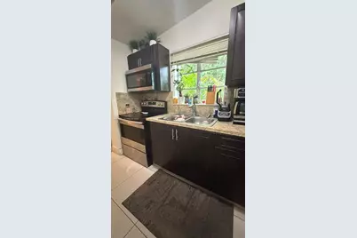 1176 NW 58th Terrace, Miami, FL 33127 - Photo 5