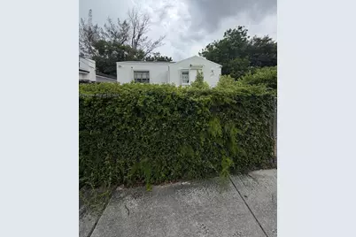 1176 NW 58th Terrace, Miami, FL 33127 - Photo 11