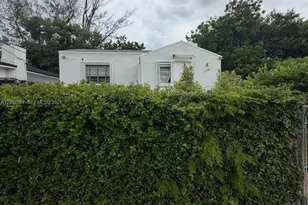 1176 NW 58th Terrace, Miami, FL 33127 - Photo 11