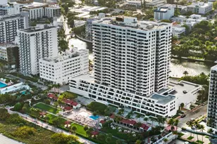 2555 Collins Ave, Miami Beach, FL 33140 - Photo 43