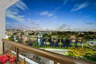 2555 Collins Ave, Miami Beach, FL 33140 - Photo 27