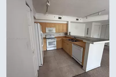 6861 SW 44th St #205, Miami, FL 33155 - Photo 5