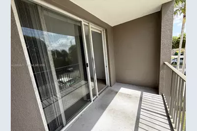 6861 SW 44th St #205, Miami, FL 33155 - Photo 25