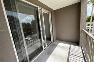6861 SW 44th St, Miami, FL 33155 - Photo 25