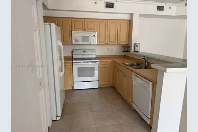6861 SW 44th St #205, Miami, FL 33155 - Photo 3