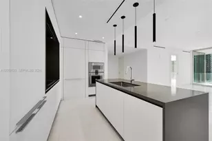 300 Biscayne Blvd Way, Miami, FL 33131 - Photo 11