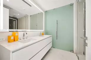 300 Biscayne Blvd Way, Miami, FL 33131 - Photo 17